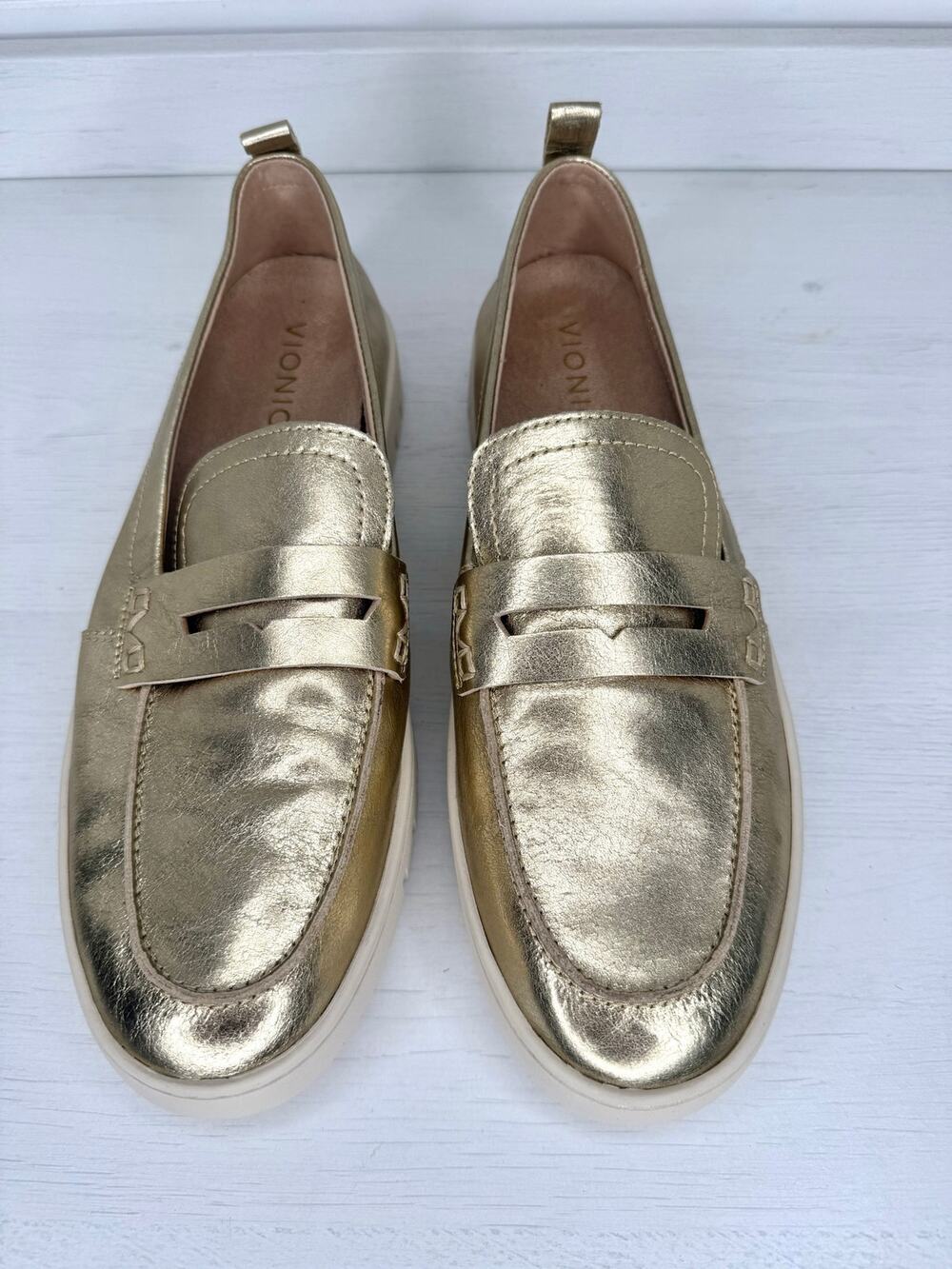 New! Vionic Uptown Gold Metallic Leather Loafers Size 10 NWOB